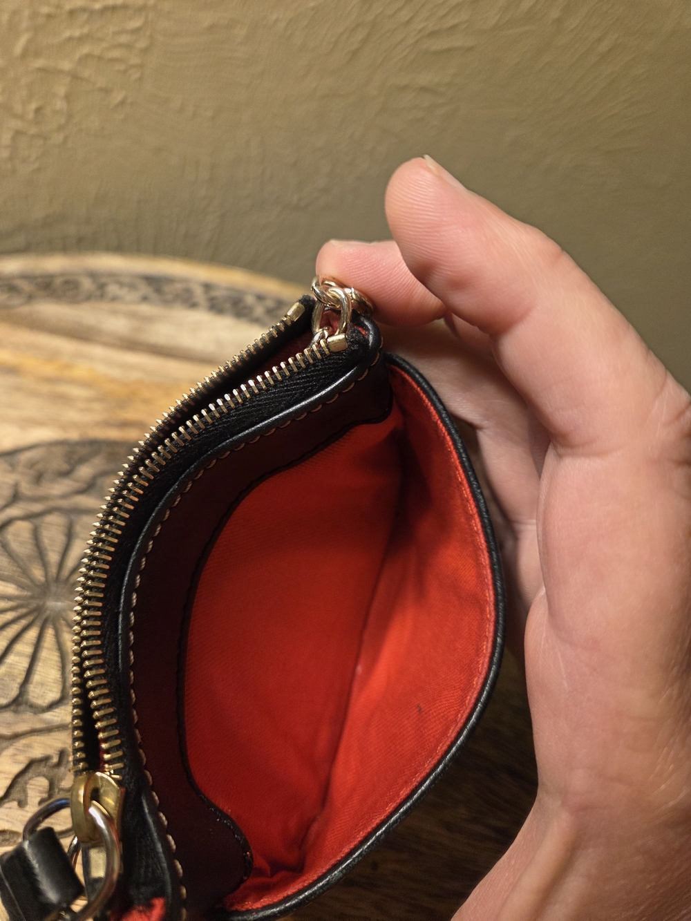 Dooney & Bourke Black Leather Zip Coin Pouch w/ keychain inside. - Picture 10 of 11